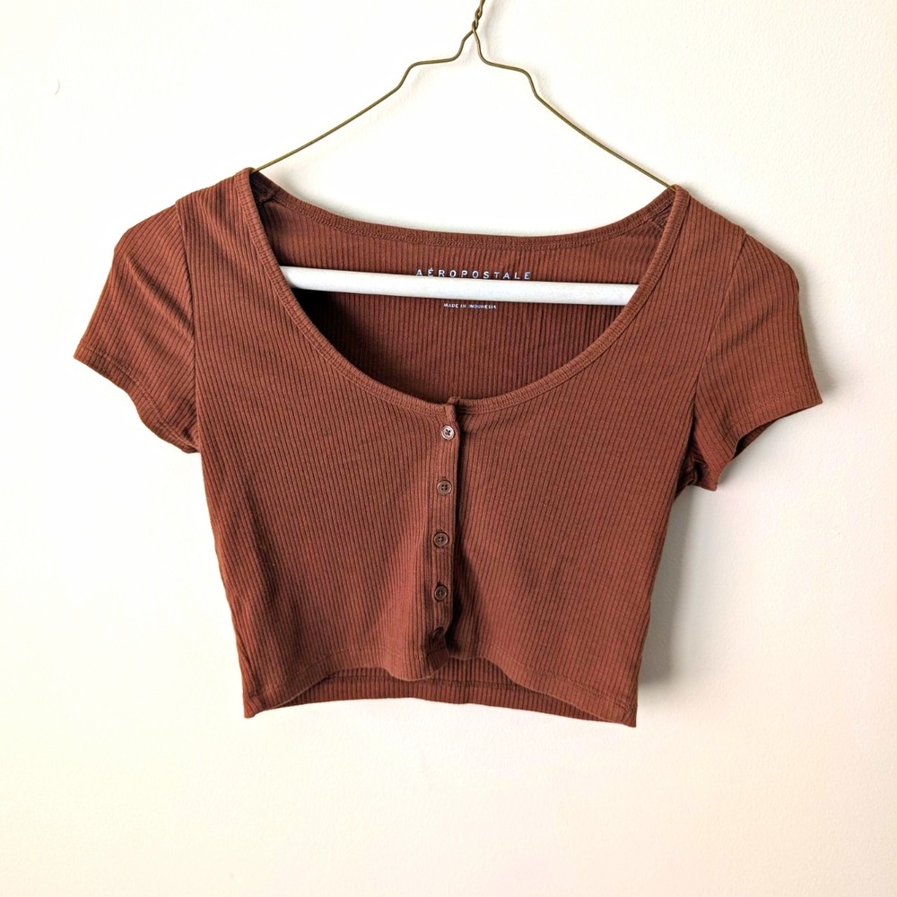 Aéropostale Women's S Brown Ribbed Knit Cropped Scoop Neck Button Front Top